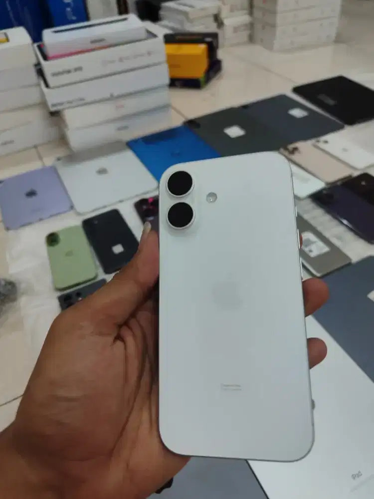 iPhone 16 128 ibox