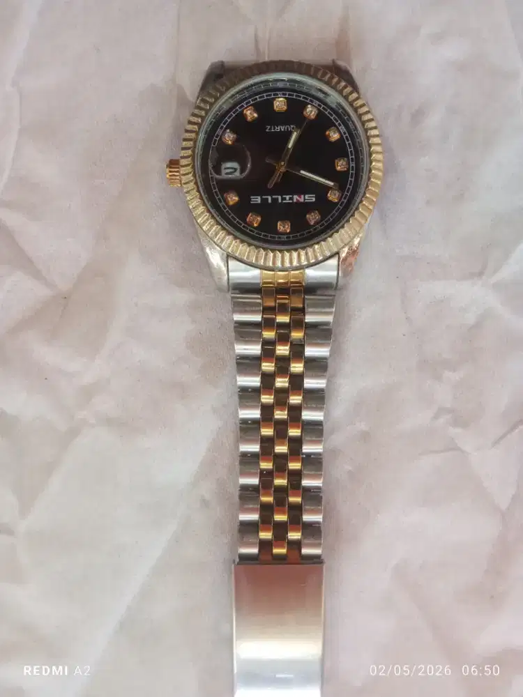 Jam tangan pria SNILLE