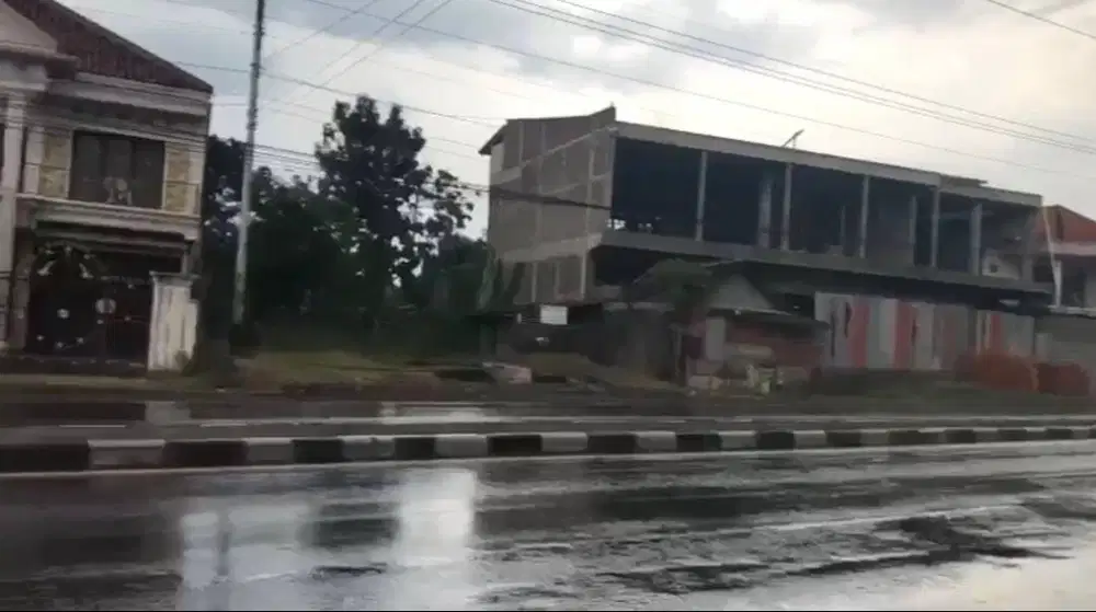 DIJUAL/DISEWAKAN TANAH DI JL RAYA SOLO SEMARANG LOKASI STRATEGIS