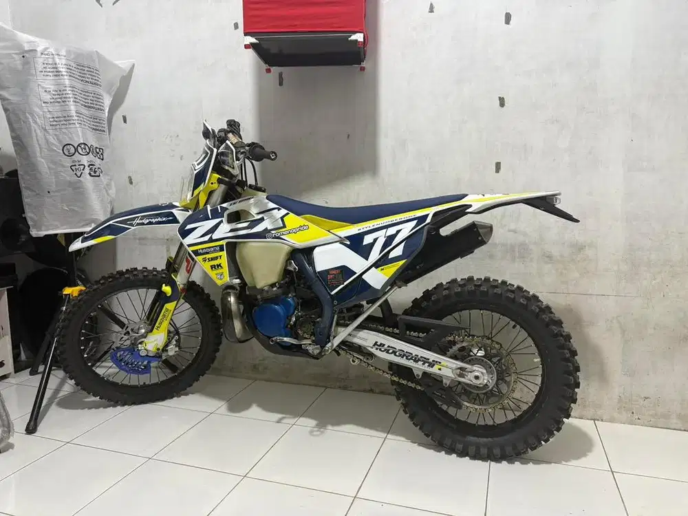 HUSQVARNA TE250i
