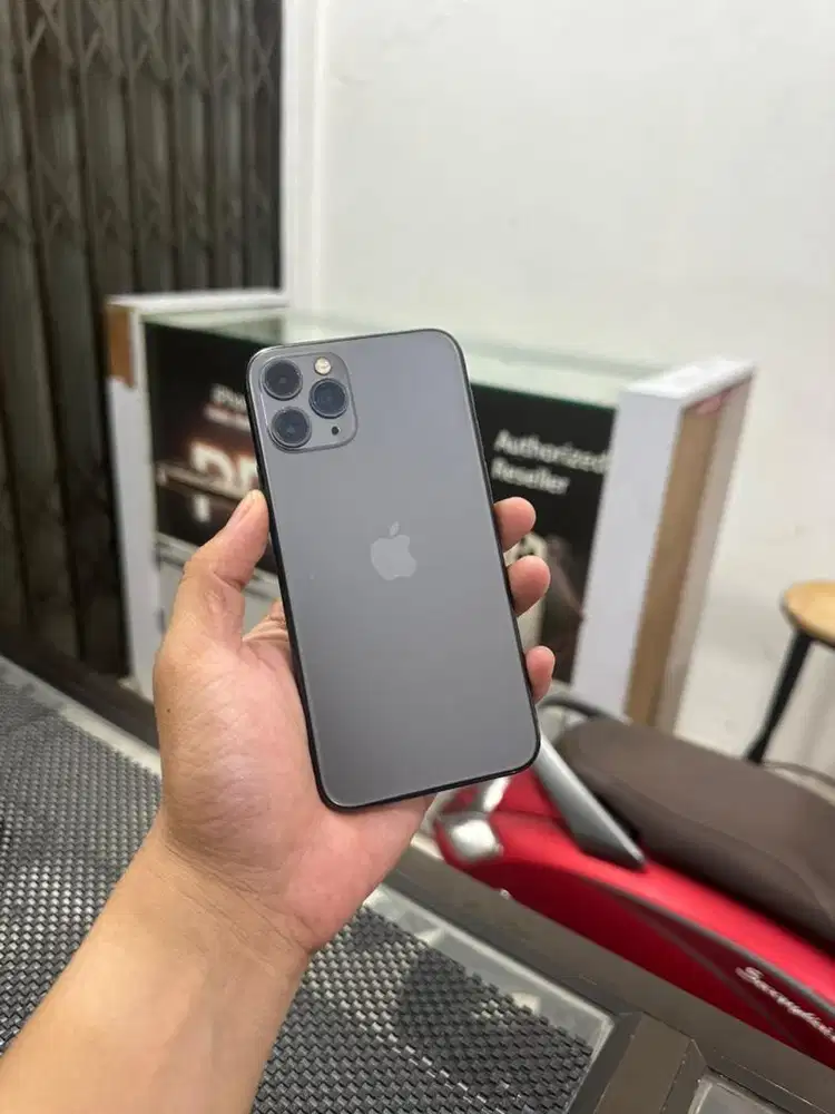 Iphone 11 Pro 64GB Permanen BH 100%
