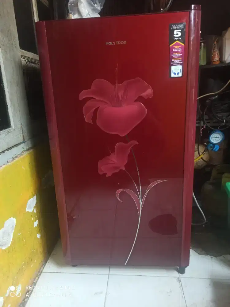 Jual kulkas polytron dingin beku