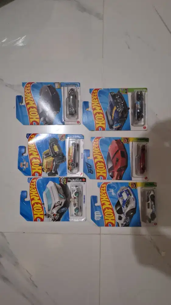 Hotwheels Basic