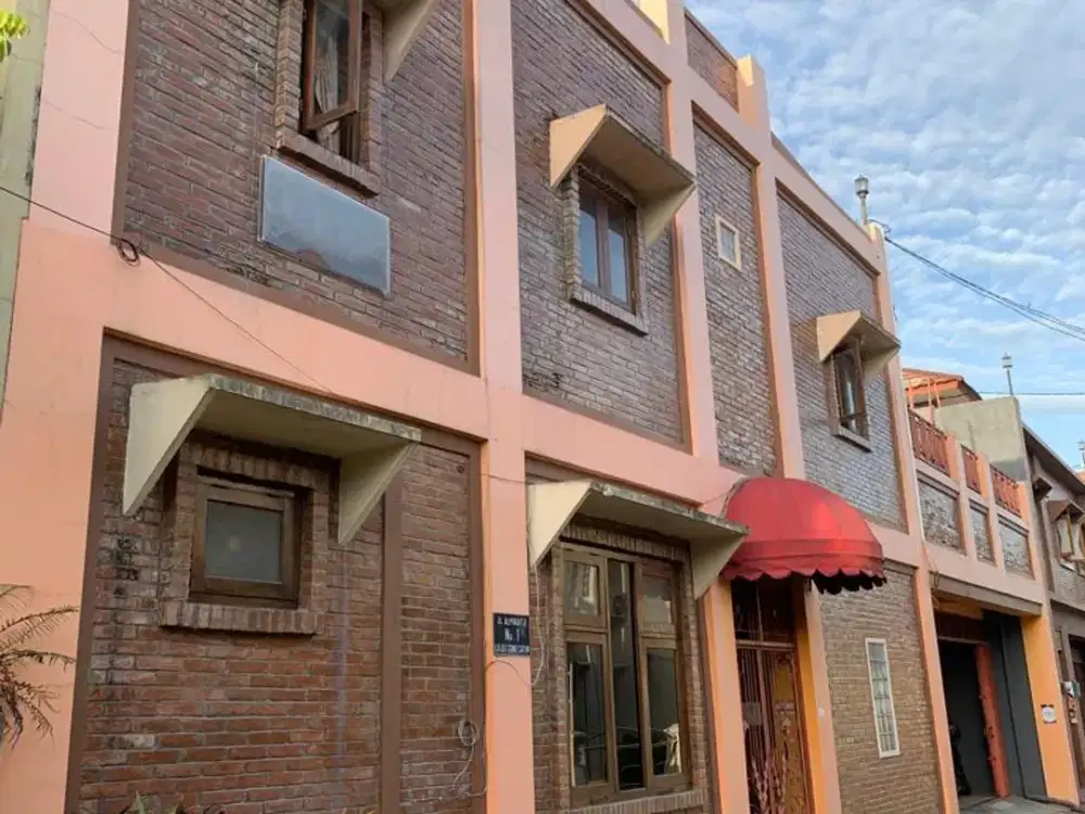 Dijual Kost Jogja FULL PENGHUNI, Aktif 13 Kamar  Dekat Pakuwon Mall ; Nego Sampai Jadi