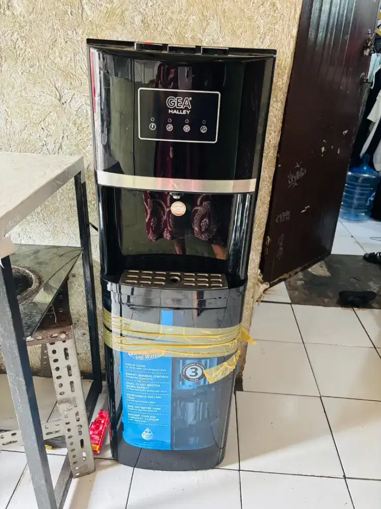 Dijual Dispenser  Gea masih oke banget