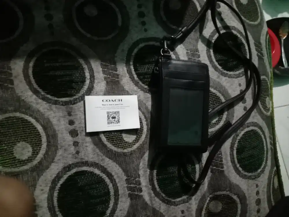 Kalung gantungan aidikat choes