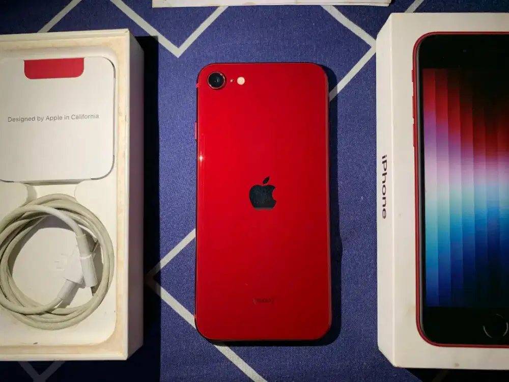 Iphone SE 2022 128 GB Red/Merah