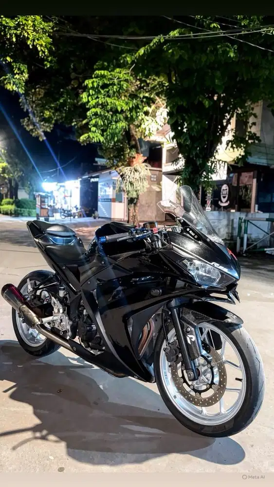 Yamaha R25 2015