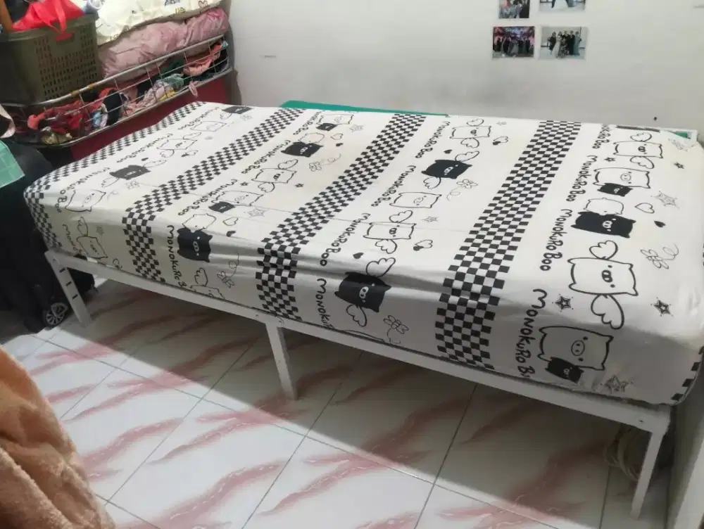 Di jual Ranjang UK.90x200m free matras protector.