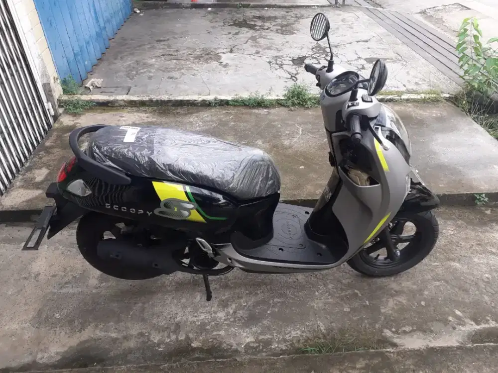 Jual honda new scooppy fashion grey