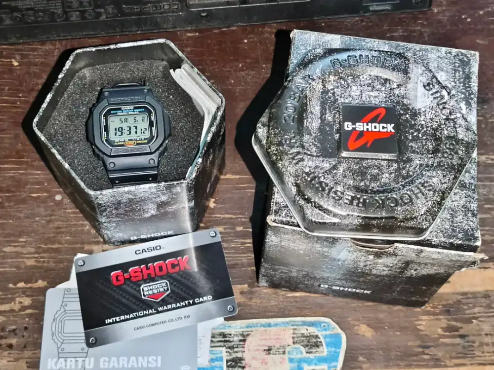 GShock G5600UE-1DR solar