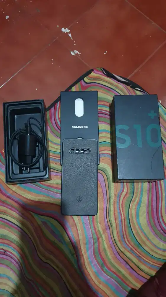 Dijual Samsung s10 plus