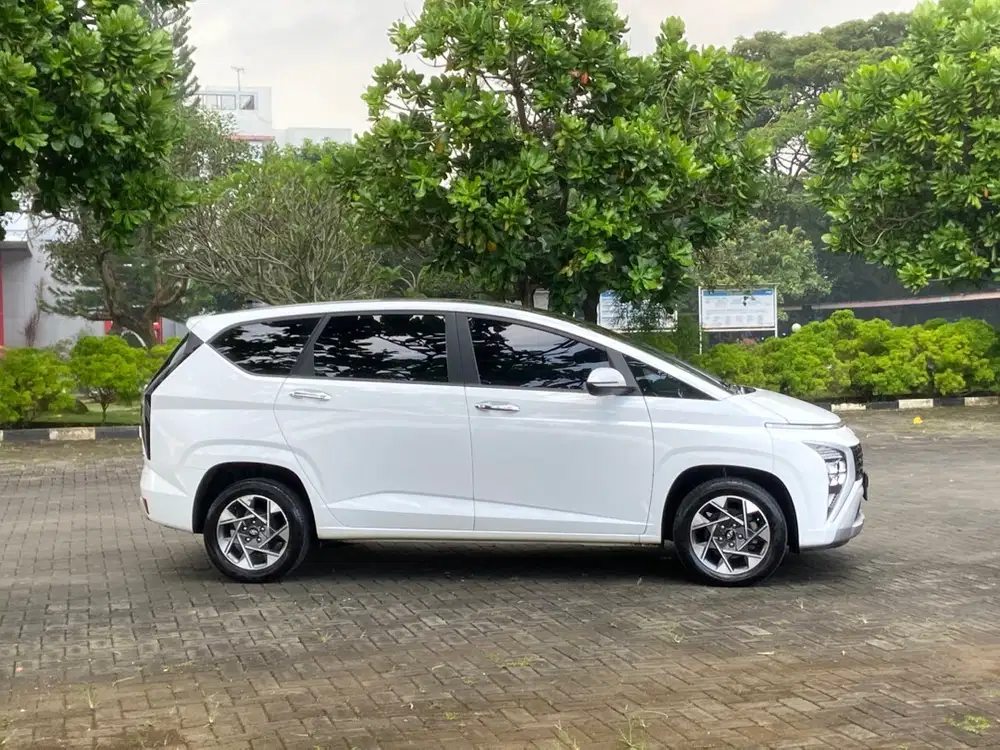 Hyundai Stargazer 2022 Bensin