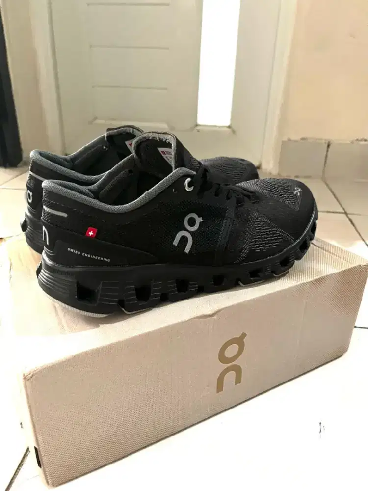 OC Black Grey Baru
