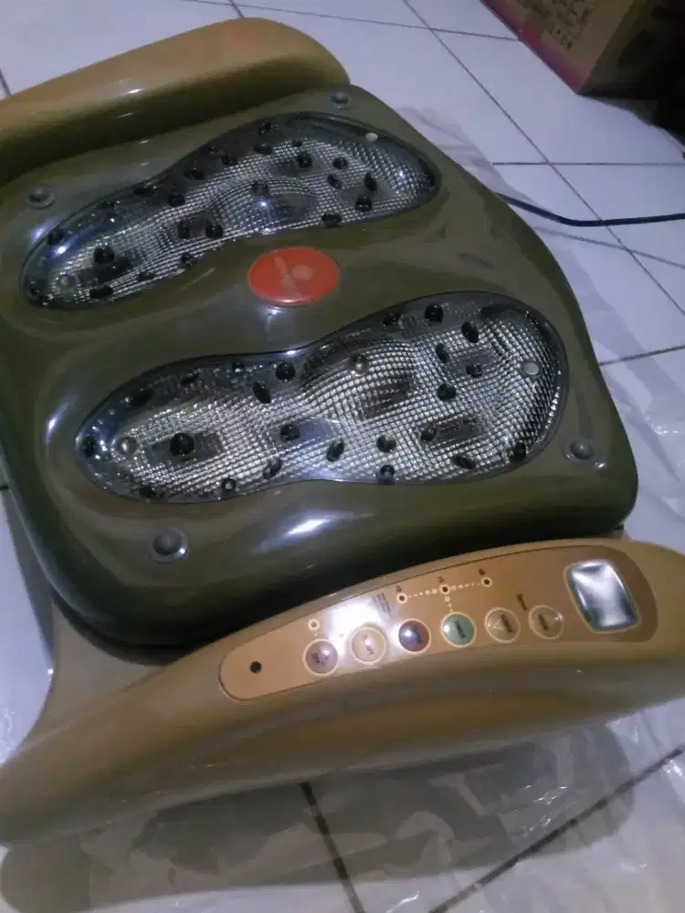 Alat pijat kaki sumo advance