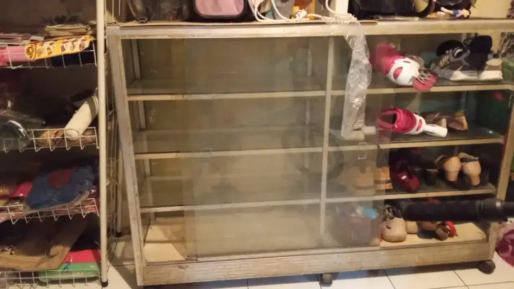 JUAL CEPAT ESTALASE