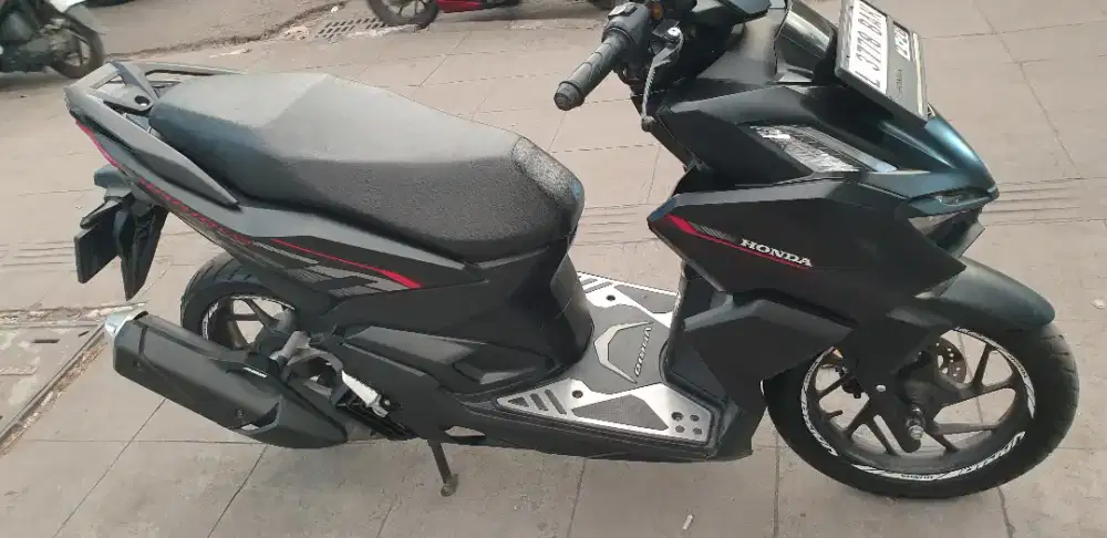 Vario 160 th 2023 istimewa km 11rb pjk baru