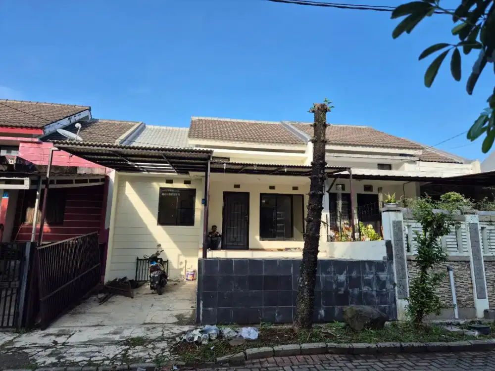 Disewakan rumah sederhana kamar utama luas di BNR Harmony 2