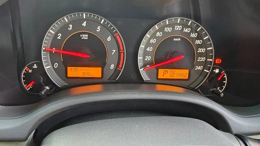 Altis V 2009 Pemakaian 2010 matic 1800 Cc