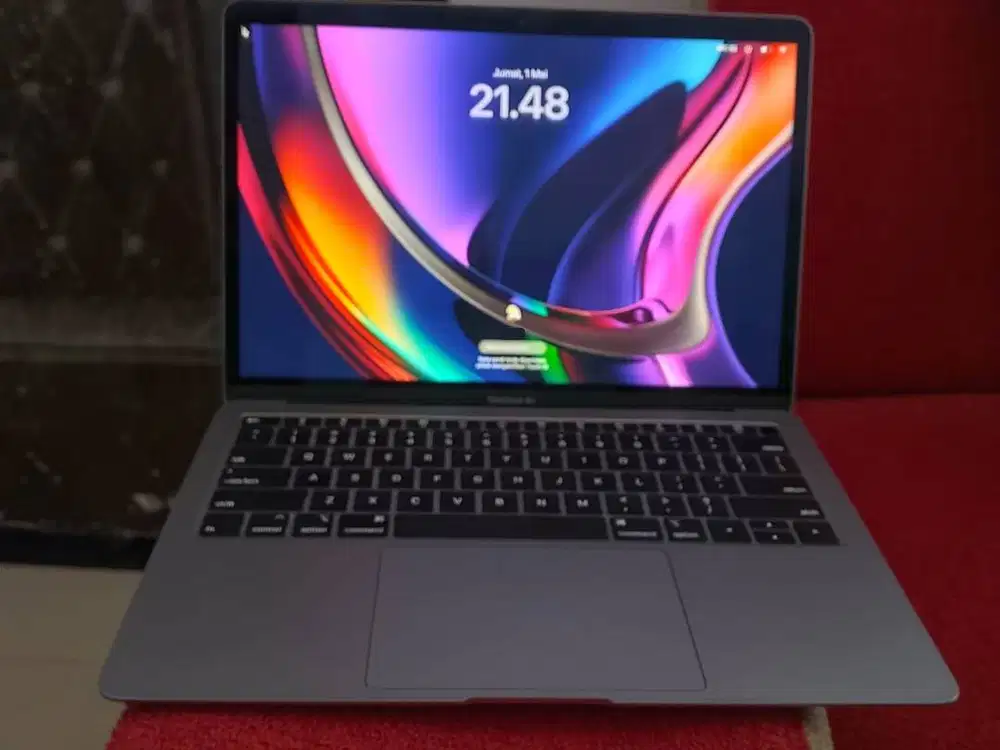 Macbook Air 13 Inch Mulus Tahun 2019