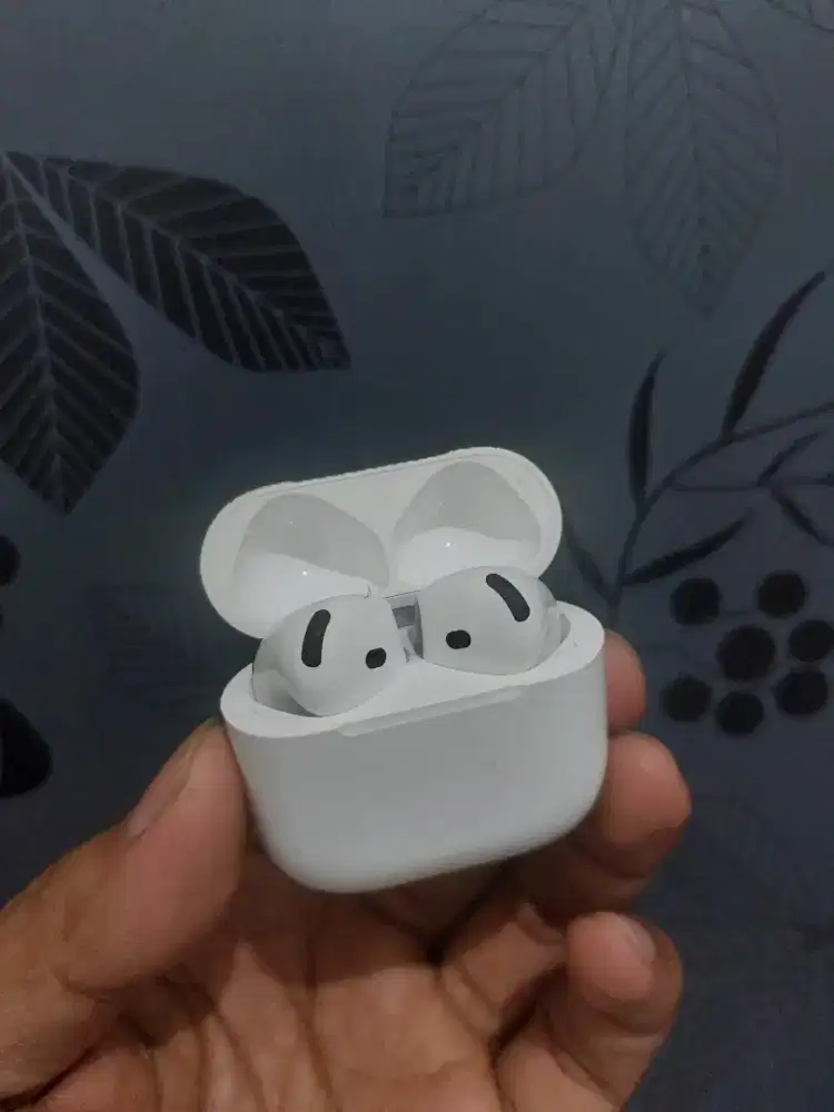 Airpod 4 ANC normal