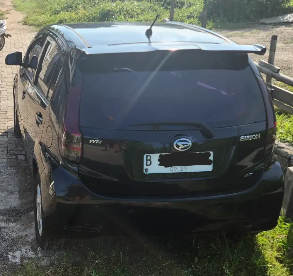 Sirion Hitam, 2014, RS AT