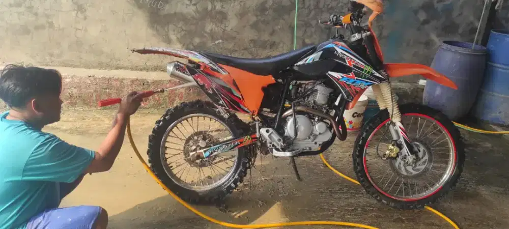 KLX basic Scorpio 225 CC THN 2008 plat A serang jabar