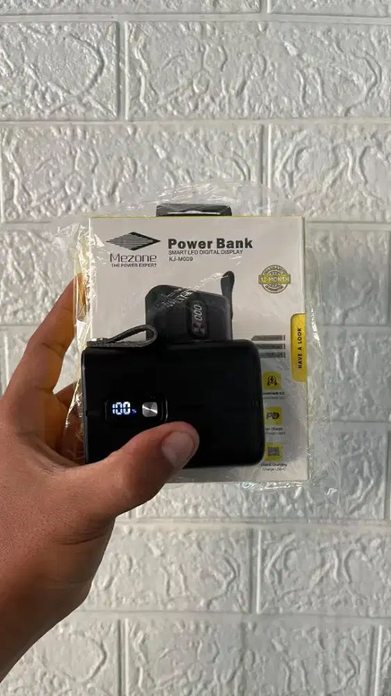 Power Bank Mezone KJ-M009 kapasitas 10.000mAh