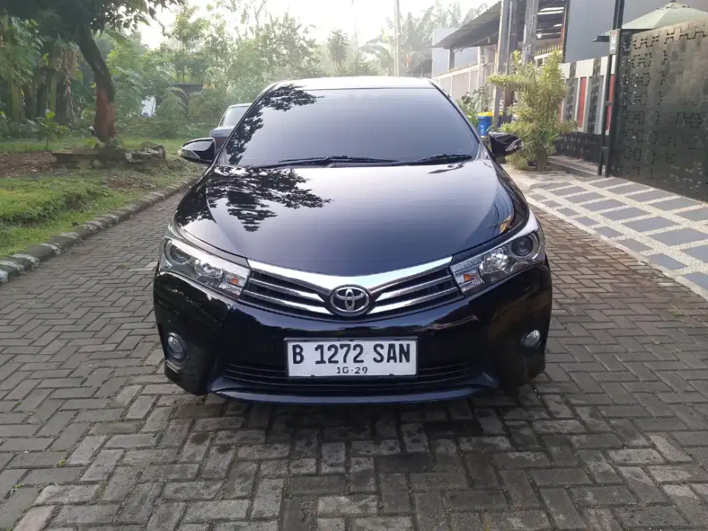 Corolla Altis V 1.8 AT th2016