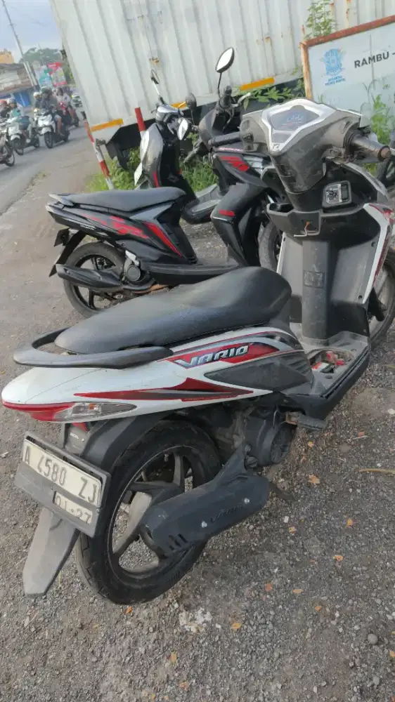 Vario esp stater halus THN 2016 plat A Tangerang