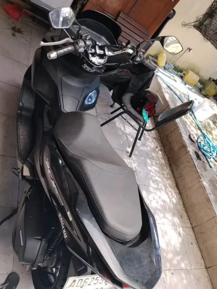 HONDA PCX ABS HITAM KM 4.334 AD SKH FULL ORIGINAL
