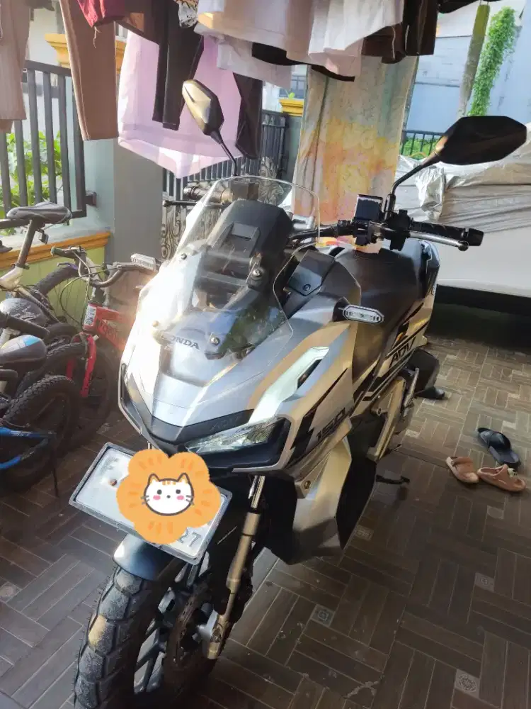Dijual! Honda ADV 150 Kondisi sehat tanpa masalah