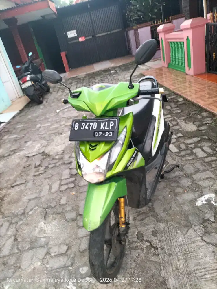 Honda. Beat. Th 2013. Pajak Bekasi.
