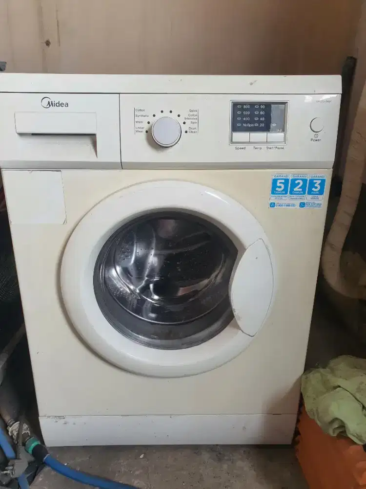Mesin cuci midea