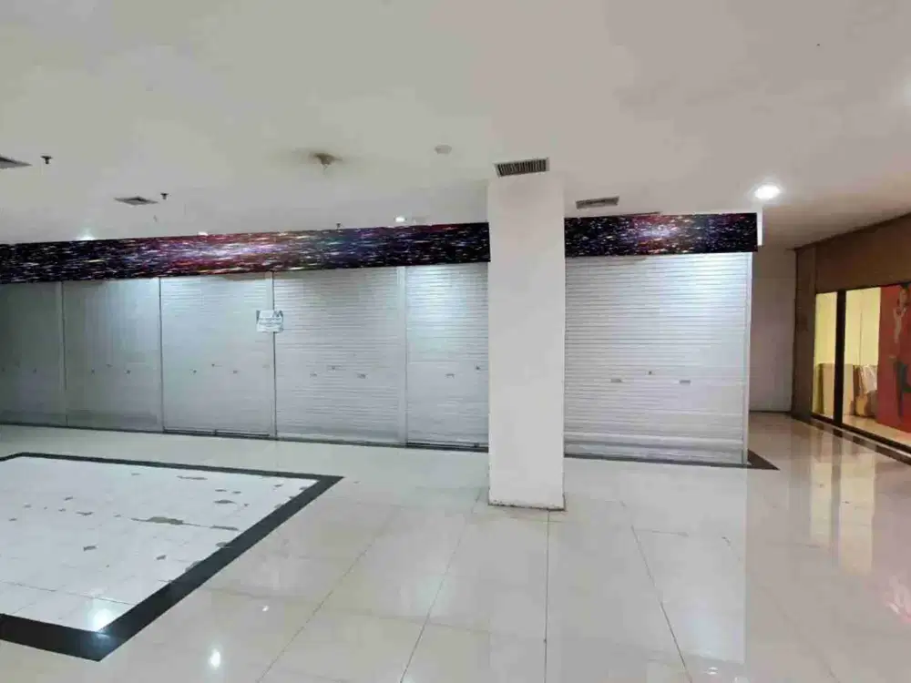 DiJUAL ATAU DISEWAKAN 3 STAND DI MALL DINOYO MALANG