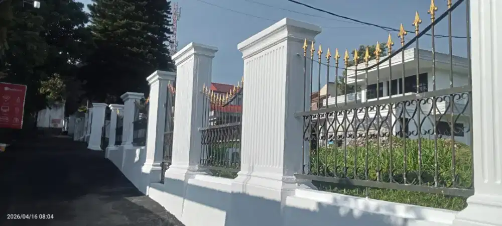 Rumah asri dan luas di kawasan bisnis Ciawi