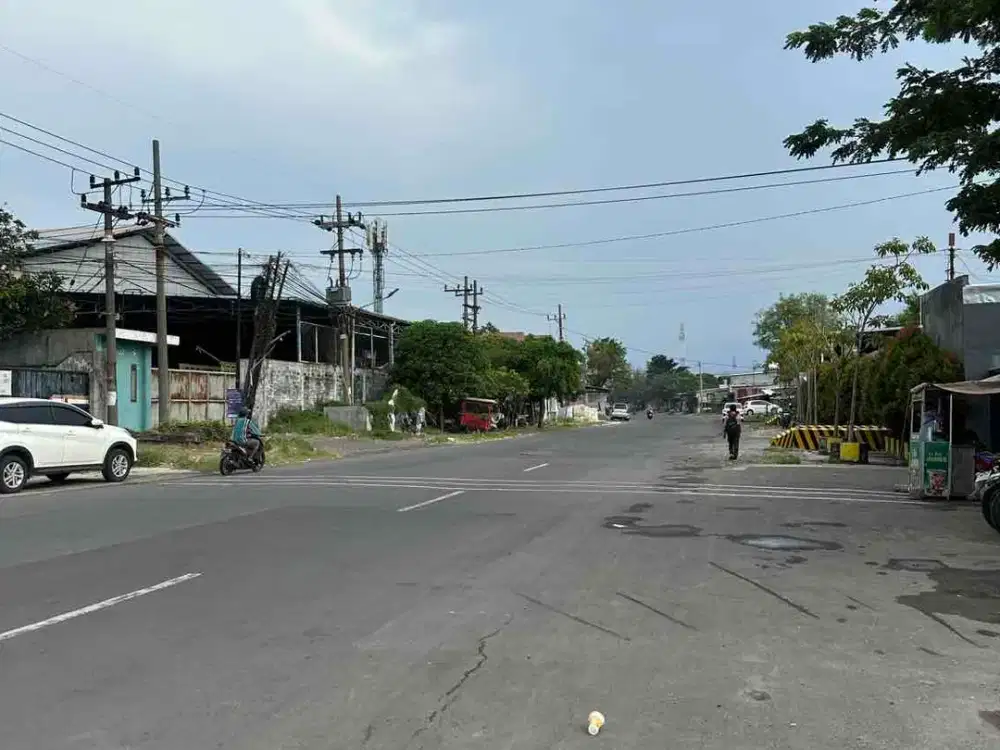 4.75jt/mtr Jln Nambangan kedung cowek Surabaya Utara