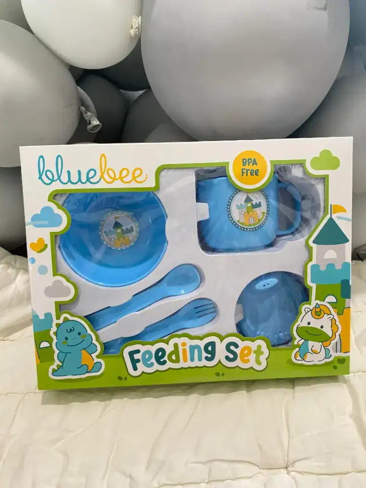 Peralatan makan bayi bluebee