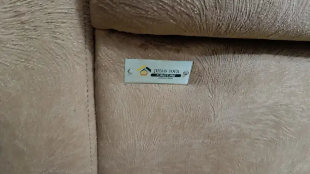 Sofa L kondisi bagus harga bagus