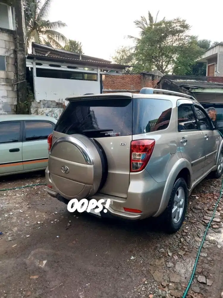 Istimewa Rush 2 Seat type G Manual 2009