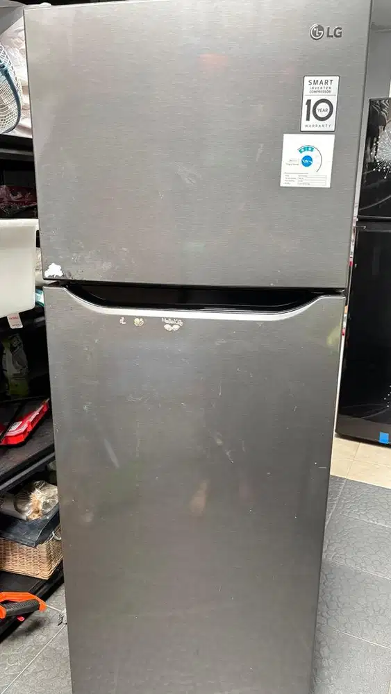 KULKAS LG INVERTER MODEL GN B215SQMT