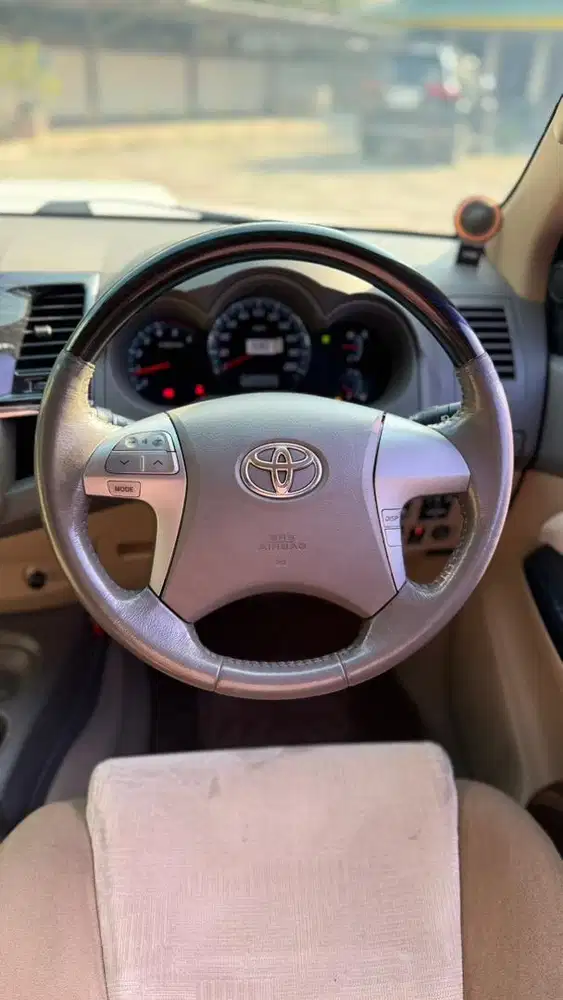 Fortuner vnt trd 2013