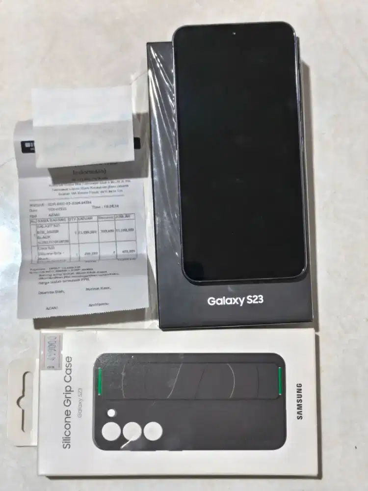 Samsung Galaxy S23 ex-SEIN Hitam 8/256, kondisi mulus & normal.