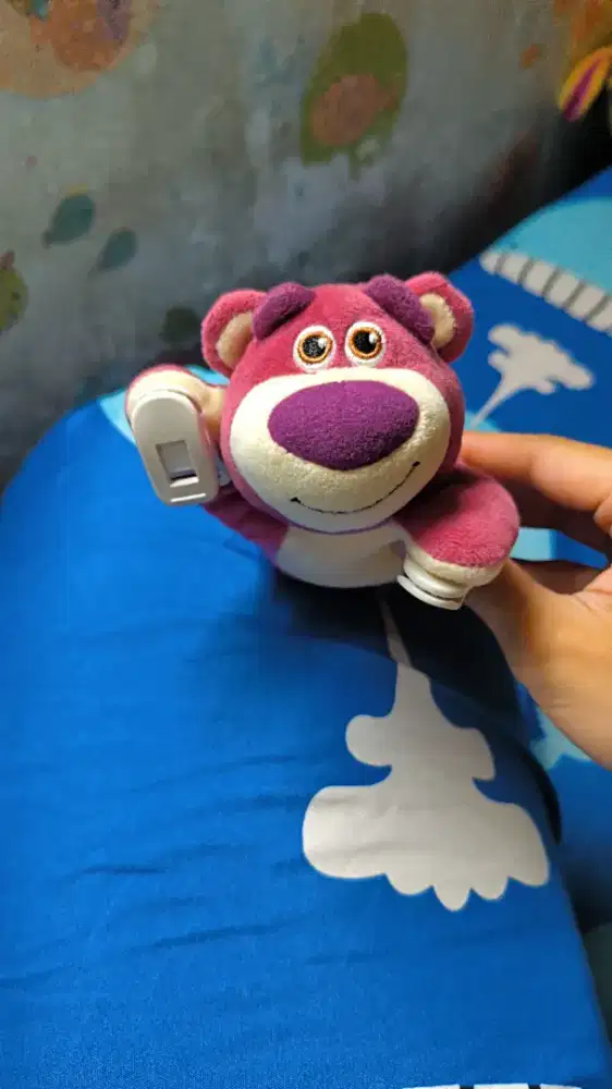 jepitan/keychain boneka lotso
