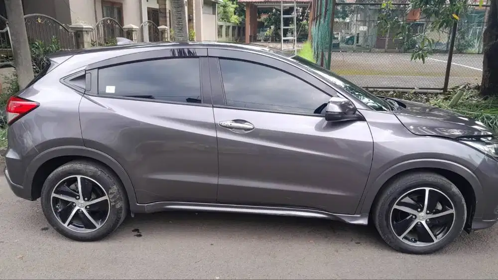 Jual Mobil Honda HRV Prestige 1.8L 2019