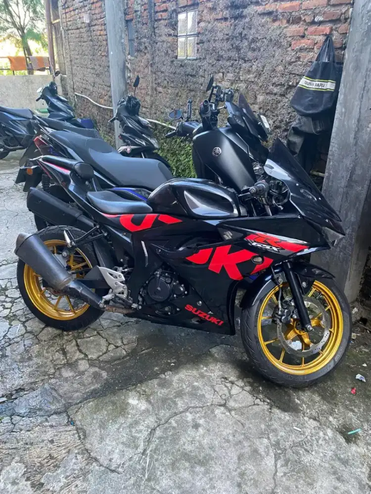 Suzuki gsx 150 Plat A Banten