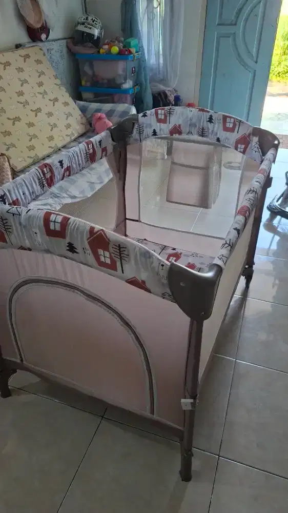 Box bayi baru lahir sampai balita