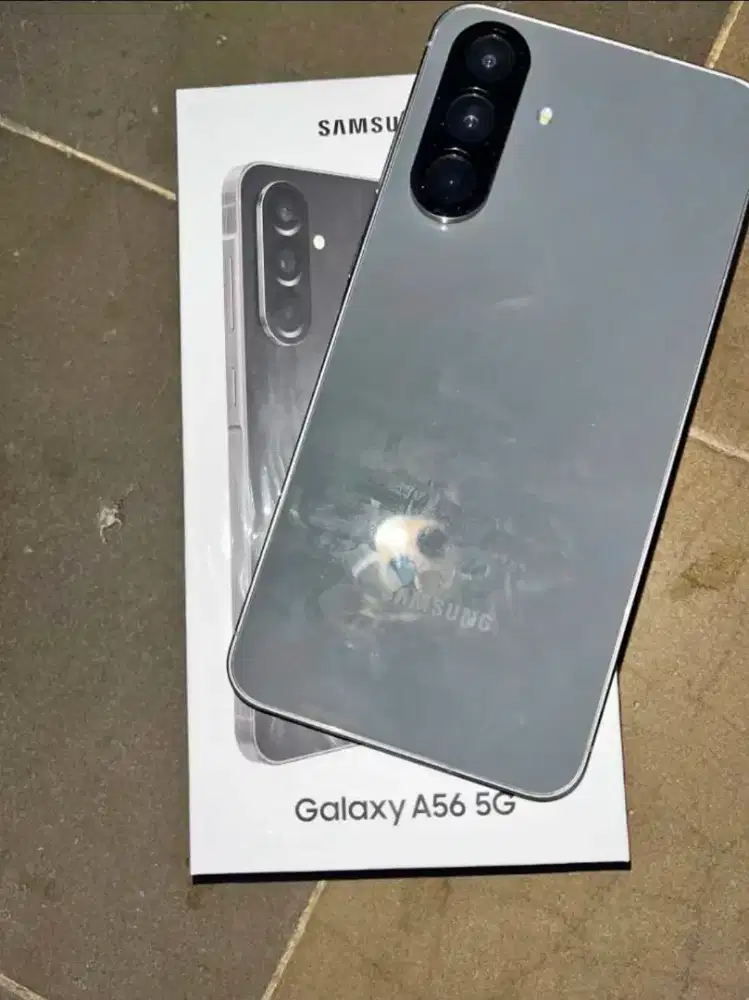 Samsung A56. Baru 1 bulan 8/256. Nyari TT kebawah yg sama mulus