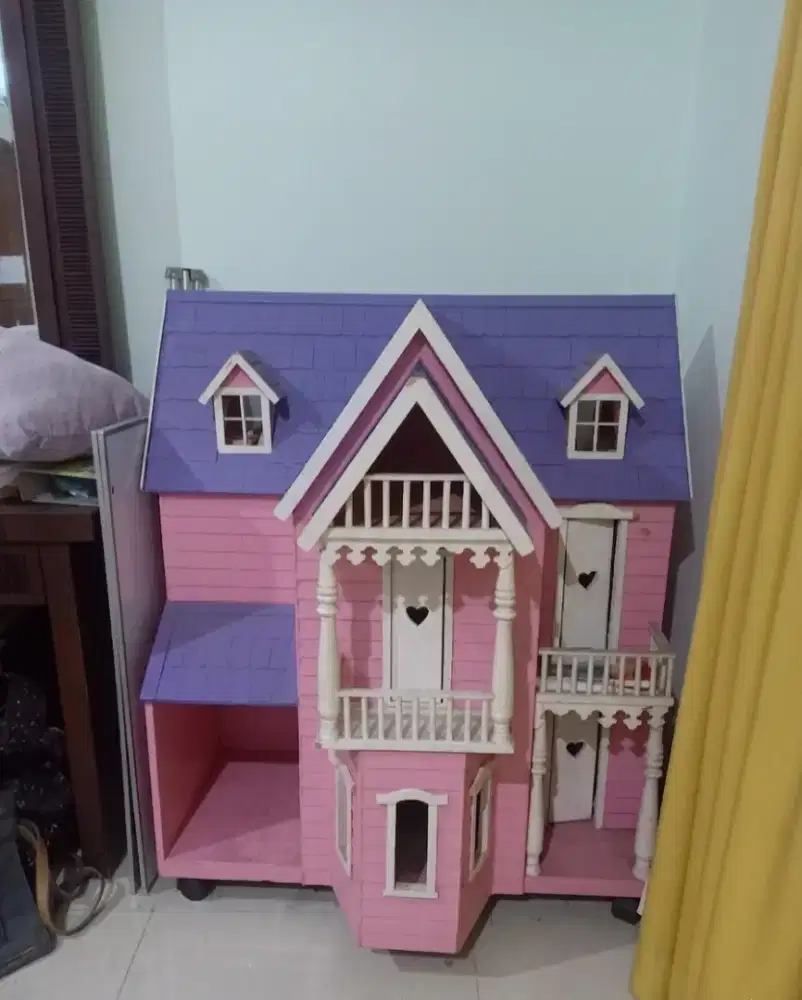 Mainan Rumah Barby ukuran besar