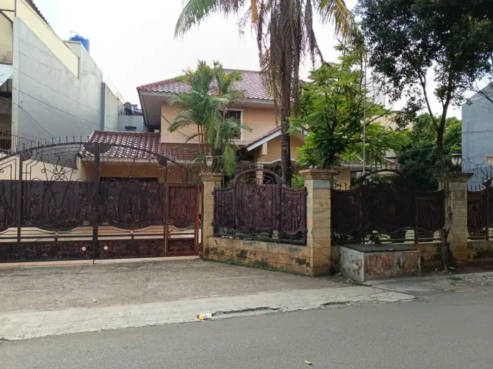 Rumah 2Lt di Kebagusan Pasar Minggu, Selangkah ke CBD Simatupang